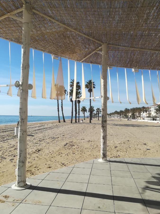 Apartment Ibiza Style El Vendrell Luaran gambar